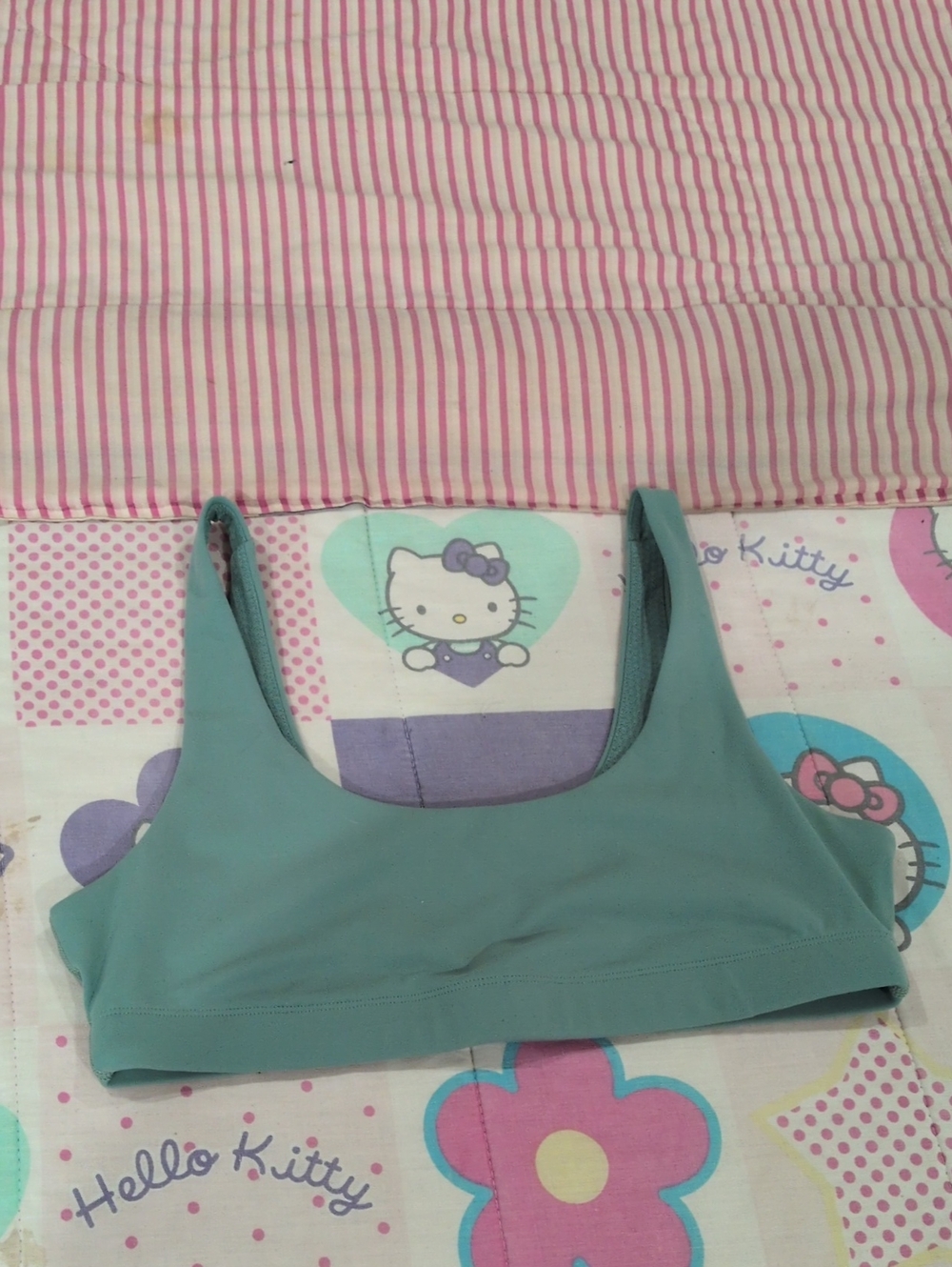 Vuori Teal Tight Sports Bra